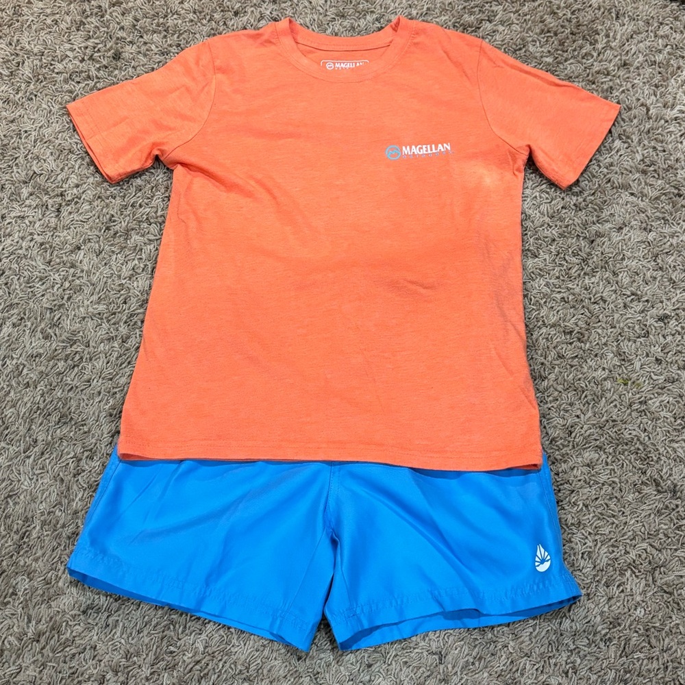Matching Magellan T-Shirt and O’Rageous swim trunks💙